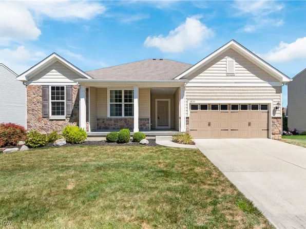 4839 Lake View Dr, Peninsula, OH 44264