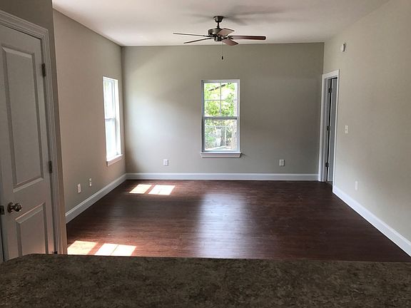 4th image of 5026A Park Ave