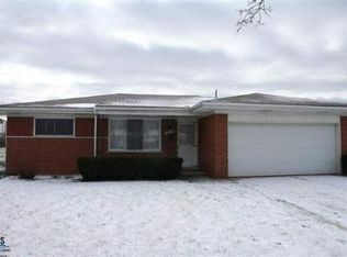 8538 Harder Dr, Warren, MI 48093