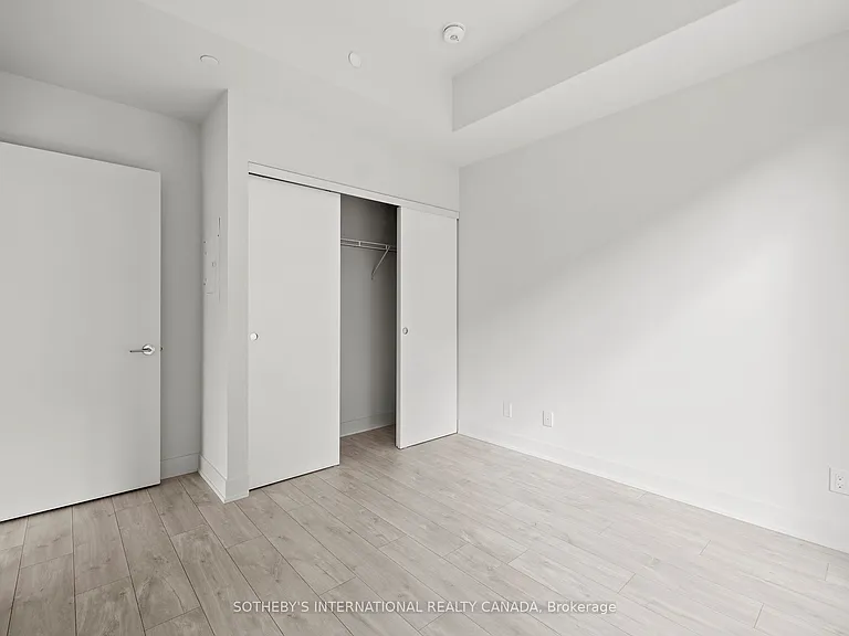 8 Cumberland St #502 — Photo 12