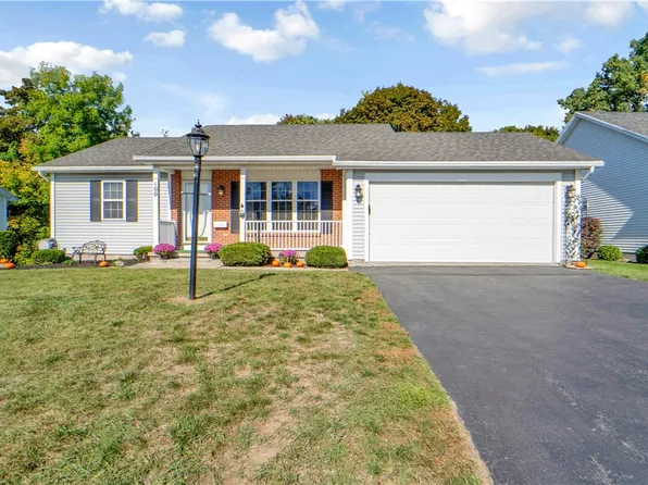 100 Brownstone Ln, Rochester, NY 14615