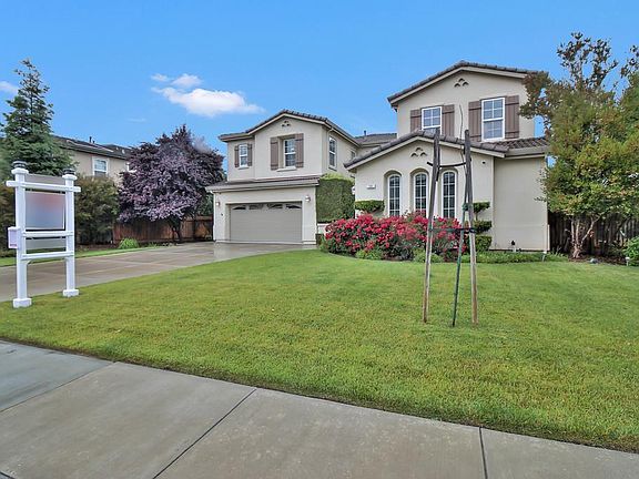 2nd image of 161 Fennel Ct