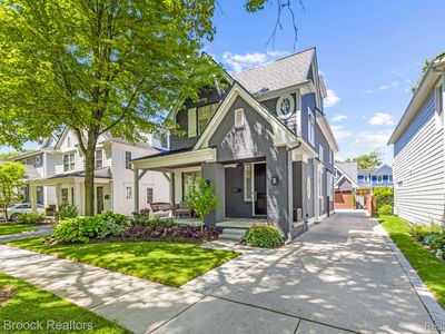 685 Bennaville Ave, Birmingham, MI, 48009