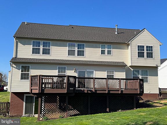 4th image of 42 Decatur Dr