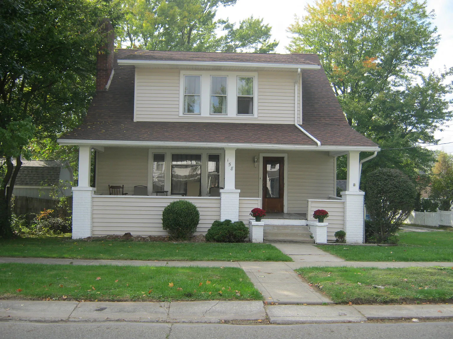 158 Orange St photo 1