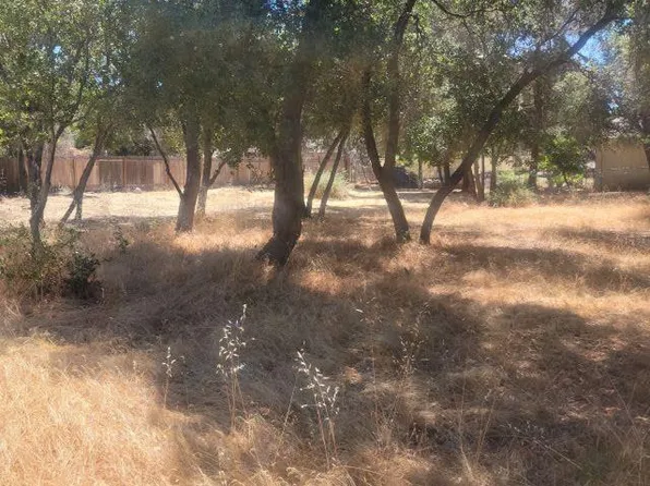 3255 7th St, Clearlake, CA 95422