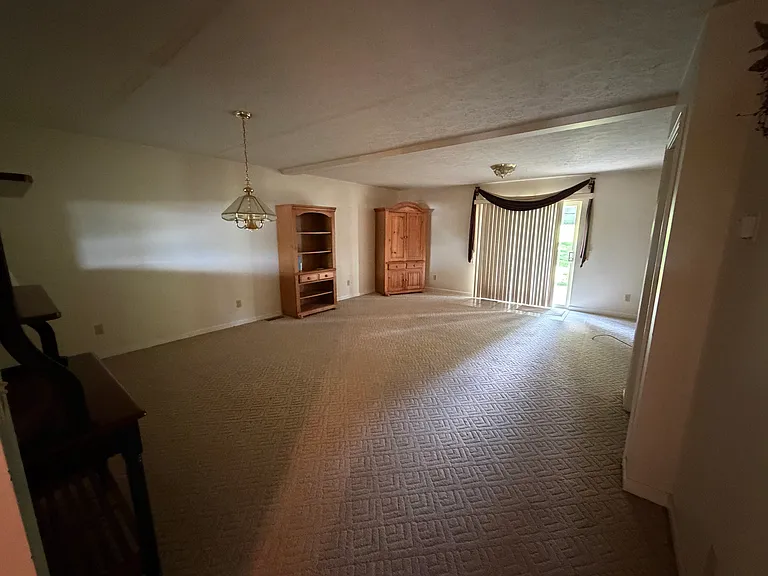 270 Mont Phillips Rd — Photo 10