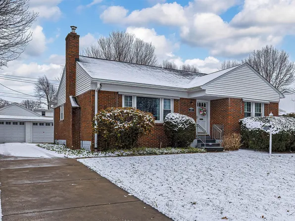 223 Colorado Dr, Erie, PA 16505