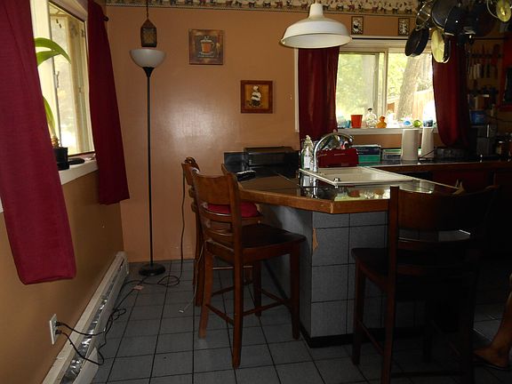 3rd image of 817 N McKinley Ave
