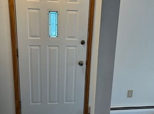 41 Hillcrest Rd, Latham, NY 12110