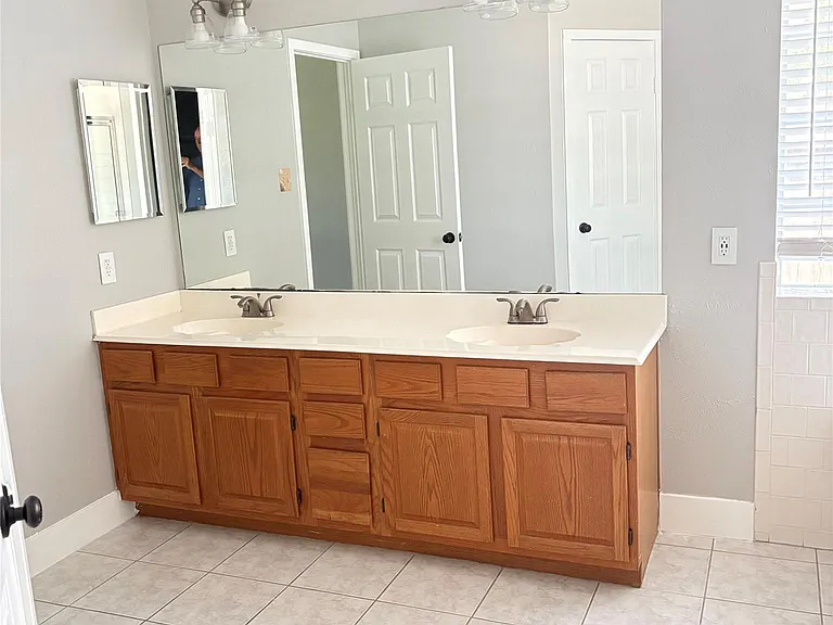 20315 Aspenwilde Dr — Photo 10