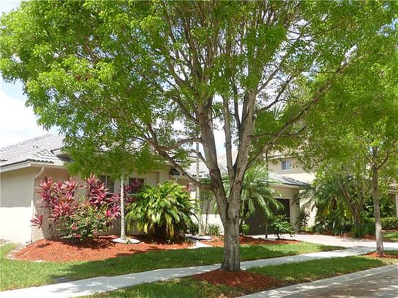 2nd image of 1265 Peregrine Way