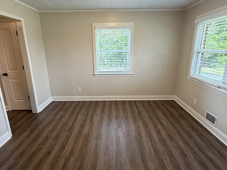 2506 Dana Dr — Photo 8