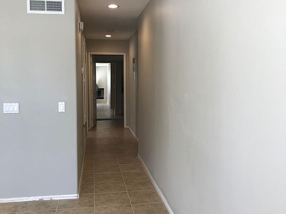 4th image of 65568 Acoma Ave APT 602
