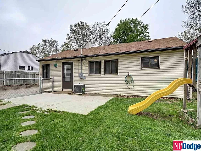 4005 Spring Cir — Photo 14