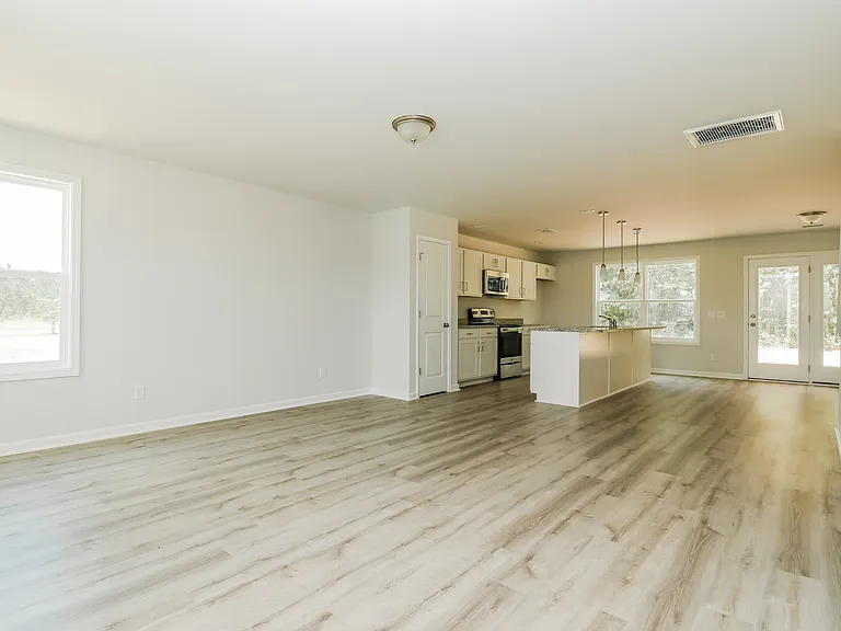 374 Tondee Way — Photo 4