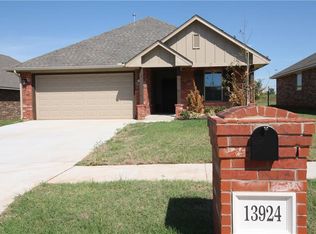 13924 Northwood Village Dr, Piedmont, OK 73078