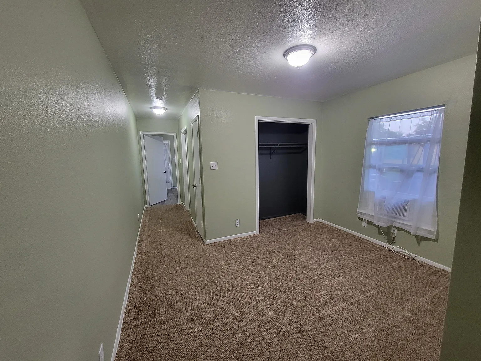265 Rosebud Ln — Photo 3
