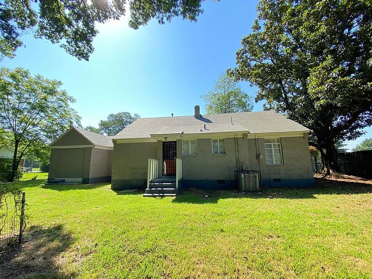 1410 Alta Vista Ave — Photo 4