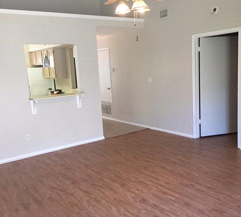 5th image of 103 Sedona Ct