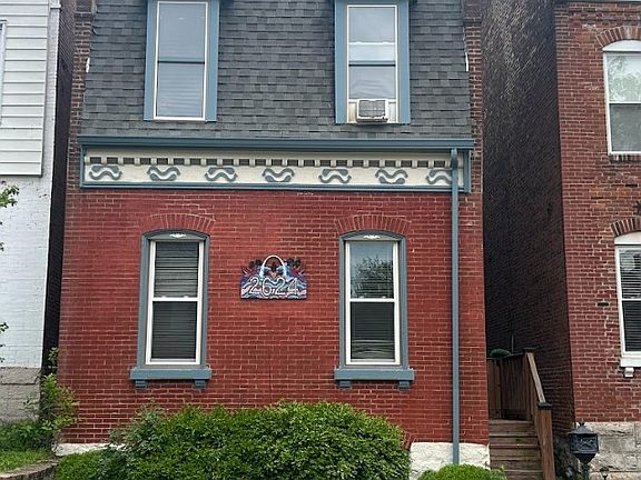 3rd image of 2624 McNair Ave