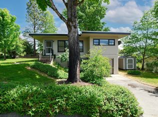 1141 NW Sunset Dr, Grants Pass, OR 97526