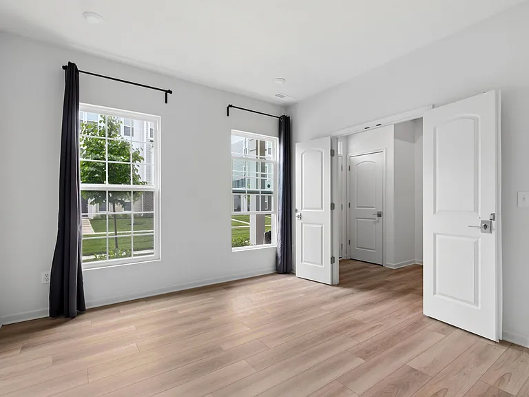 14565 Pomona Ln — Photo 4