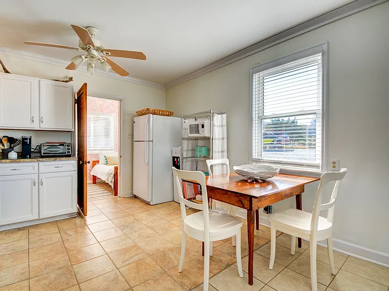 213 S Anderson Blvd #A — Photo 8