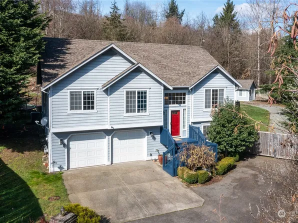 14212 Woodland Avenue E, Puyallup, WA 98373
