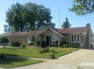 20450 Law St, Trenton, MI 48183