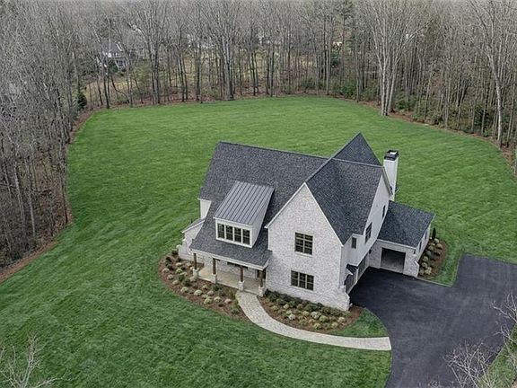 3rd image of 879 Arnold Mill Rd