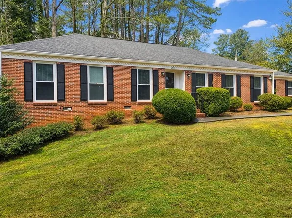 2996 Lone Star Trl, Atlanta, GA 30340