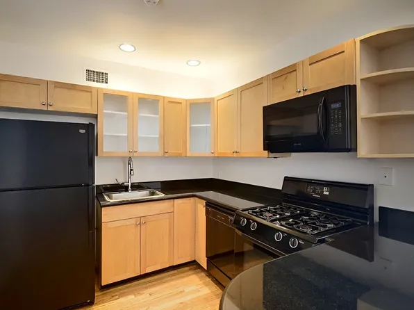 80 Nassau Street image 2 of 8