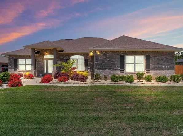 9185 Iron Gate Blvd, Milton, FL 32570