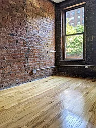 Rented by PocketBroker Inc