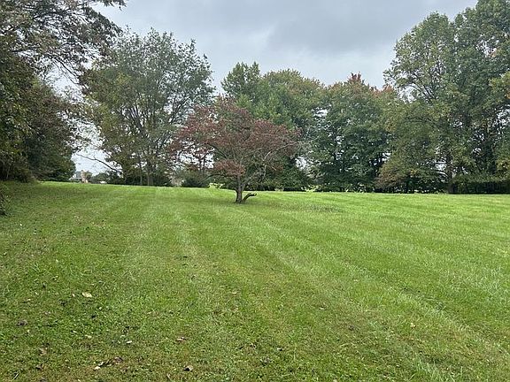 3rd image of 9805 Hawkins Creamery Rd