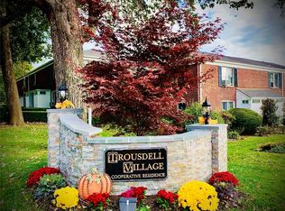 1 Glen Keith Rd APT U, Glen Cove, NY