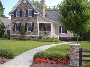 10955 Live Oak Ct, Midlothian, VA 23113