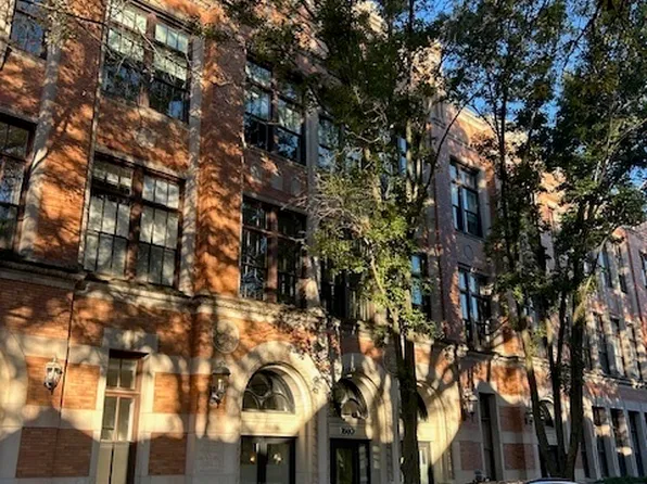 1660 N Hudson Ave APT 2K, Chicago, IL 60614