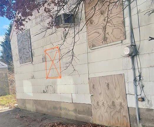 4th image of 248 Rudolph Ave