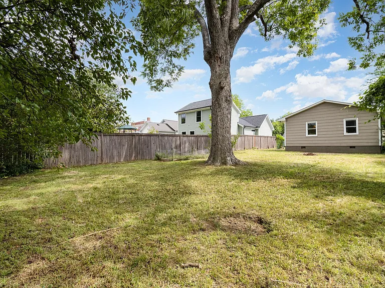 823 Cotton Pl — Photo 26