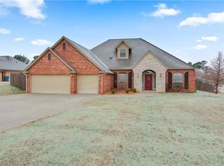 3979 Stonebrook Dr, Norman, OK 73072