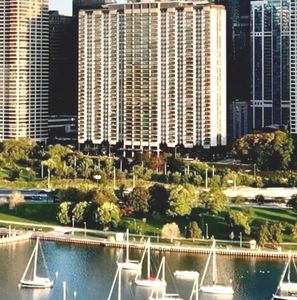 400 E Randolph St APT 3102, Chicago, IL, 60601