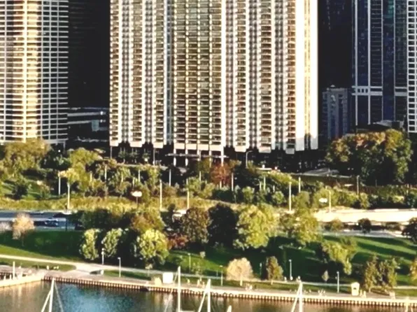 400 E Randolph St APT 3102, Chicago, IL 60601
