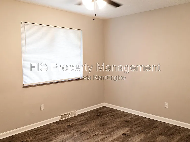 139 Louella Dr — Photo 6