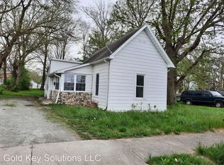 2416 Locust St, Anderson, IN 46016