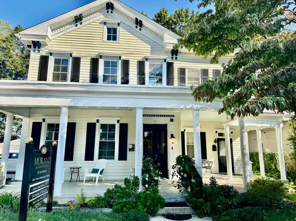 411 E Main St #B, Mechanicsburg, PA 17055