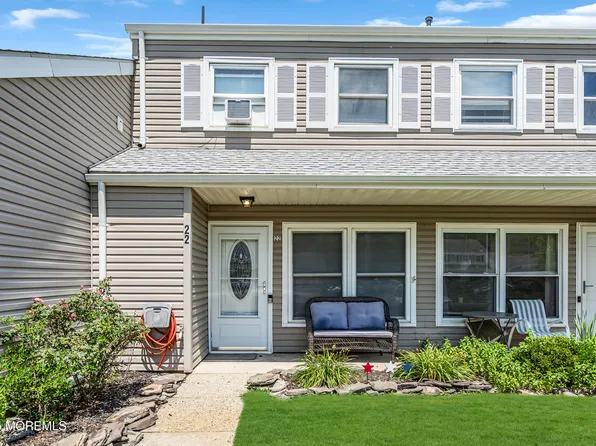 22 Gibraltar Court, Barnegat, NJ 08005