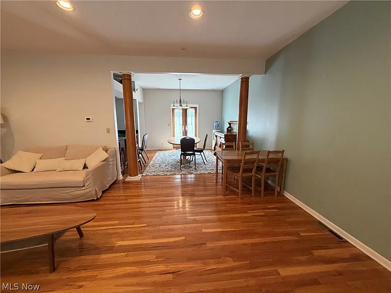 2455 Buckhurst Dr — Photo 8