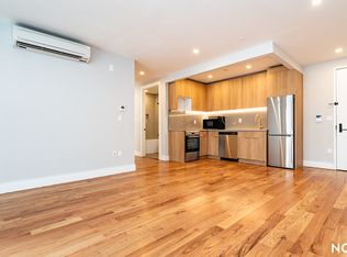 31-61 Vernon Blvd #1C, Astoria, NY 11106